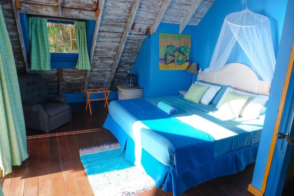 Turtle Point Bequia - 4 Bedroom Villa Wstaff Port Elizabeth 외부 사진